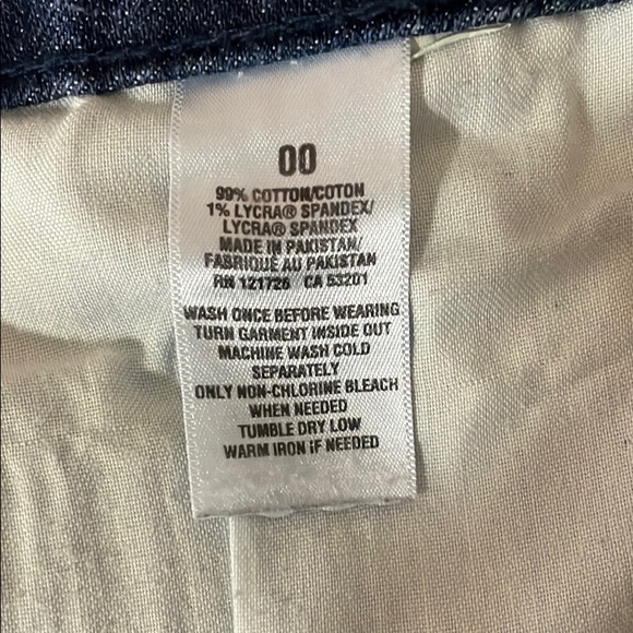 Aeropostale Women’s Midi Shorts size 00 - Picture 5 of 5